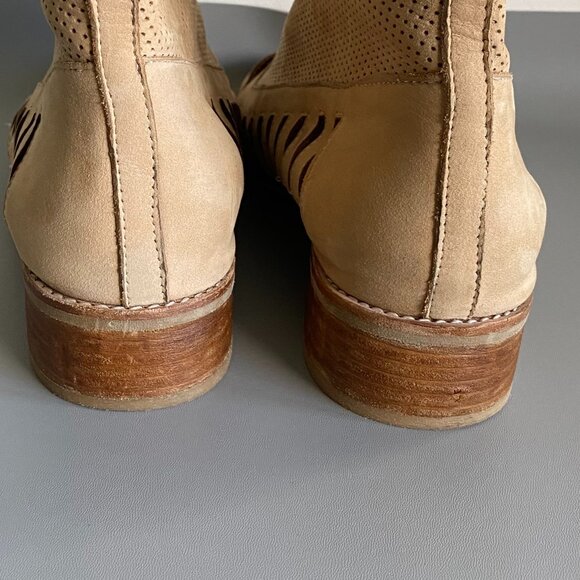 Jeffrey Campbell Leather Tan Cut Out Booties Sz 10 - Picture 9 of 10